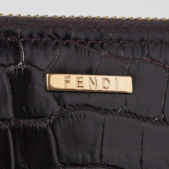 Fendi Black Alligator Zippy Wallet - Picture 5 of 11